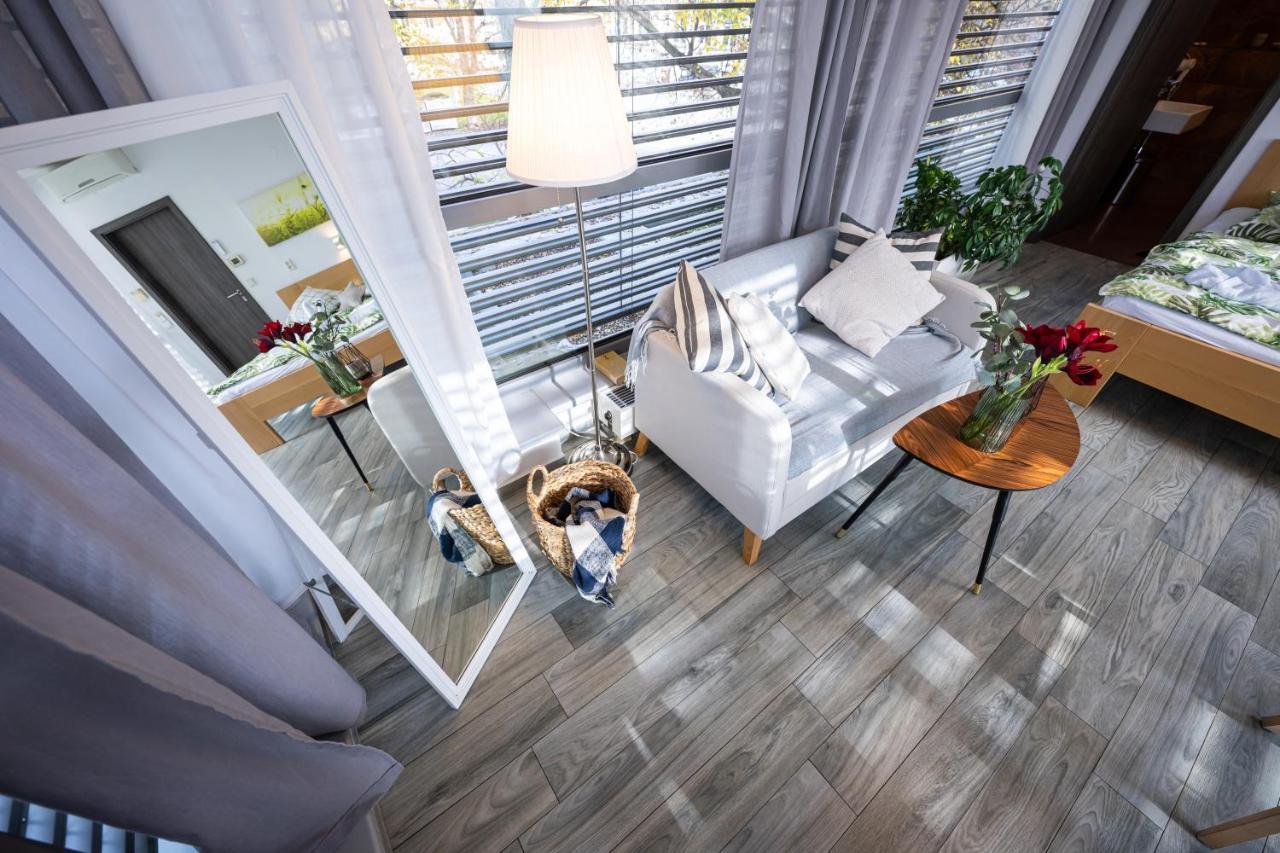 Atelier Lanna Bed & Breakfast Ceske Budejovice Bagian luar foto