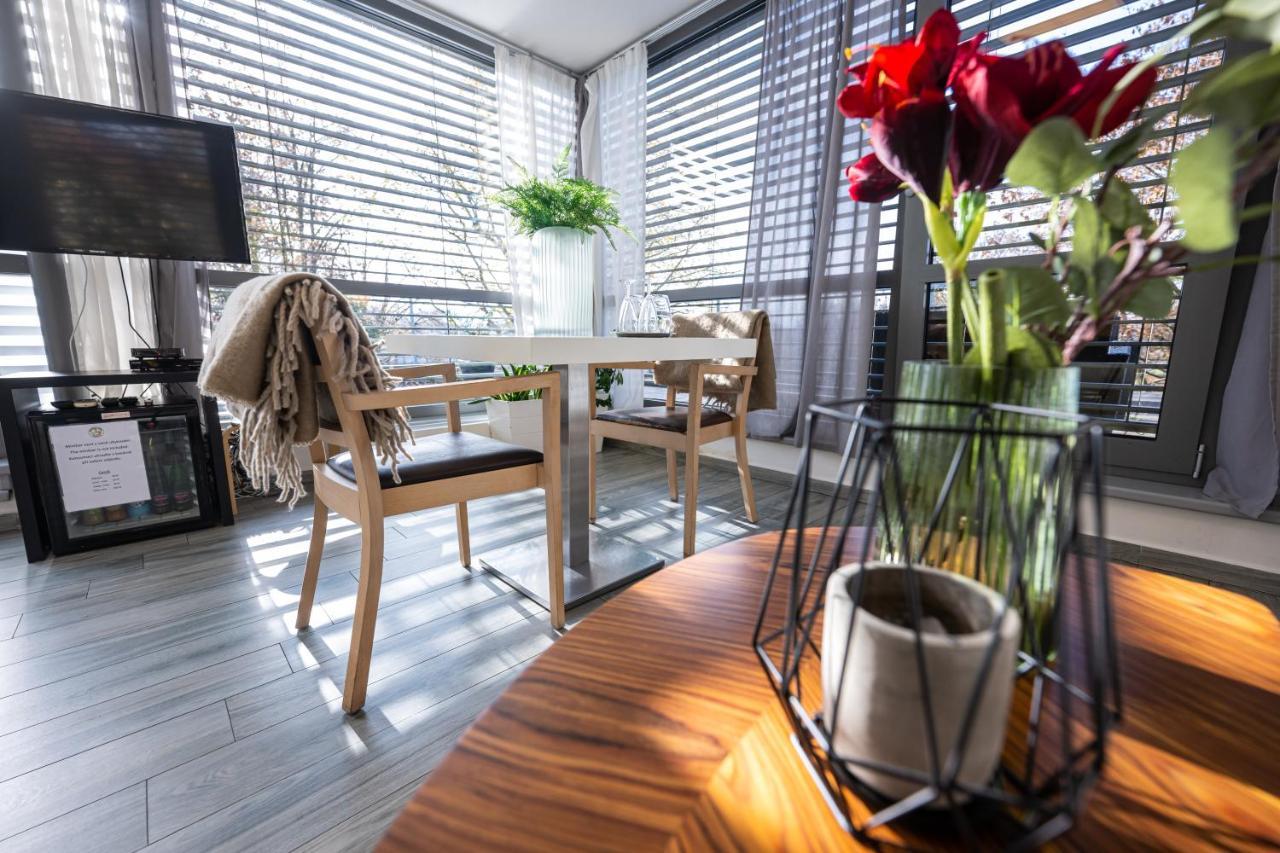 Atelier Lanna Bed & Breakfast Ceske Budejovice Bagian luar foto