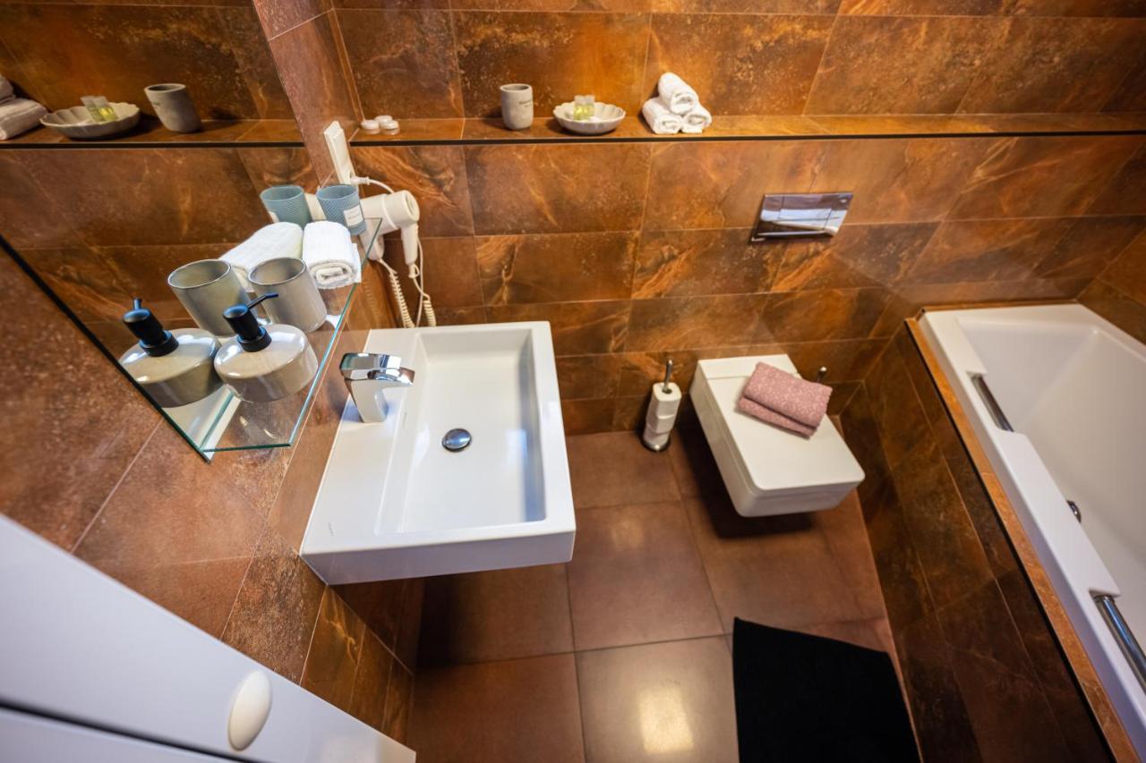 Atelier Lanna Bed & Breakfast Ceske Budejovice Bagian luar foto